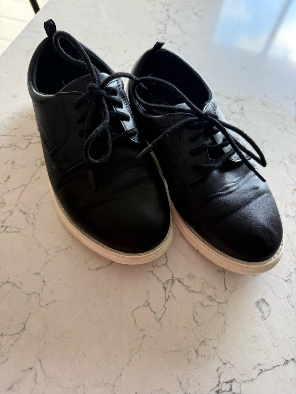 wonder nation Black Low-Top Lace-Up Sneakers with White Sole